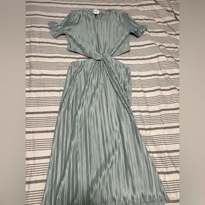 Lovely Who What Wear Satin Dress